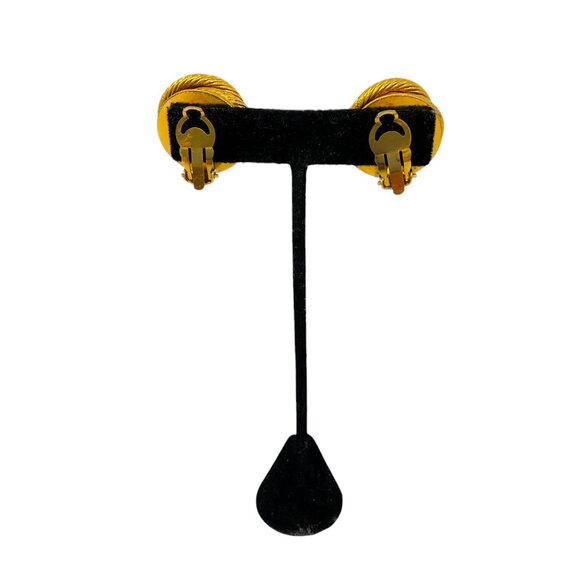 Chanel Gold Pearl Swirl Clip-On Earrings - Picture 3 of 6